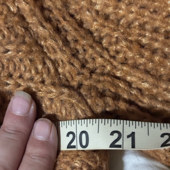 Mason Camel turtle Neck Sweater knit designer large #cottage core #knit - Picture 14 of 14